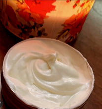 Load image into Gallery viewer, Naturalee Glowing Shea &amp; Aloe Body Butter

